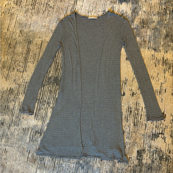 Active USA gray/white striped long sleeve flowy cardigan sweater Small - Picture 1 of 8